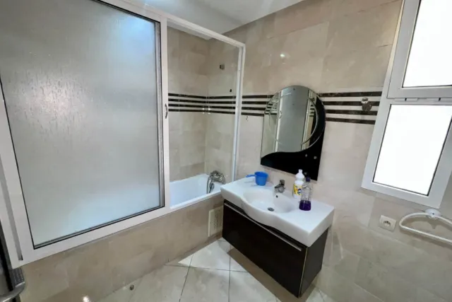 Appartement à louer 1 chambre – Tanja Balia