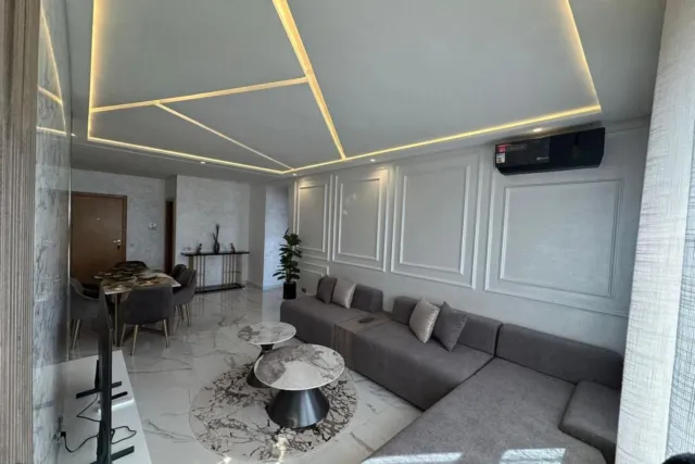 Appartement 100 m² à louer à Tanger – 2 chambres avec garage.
