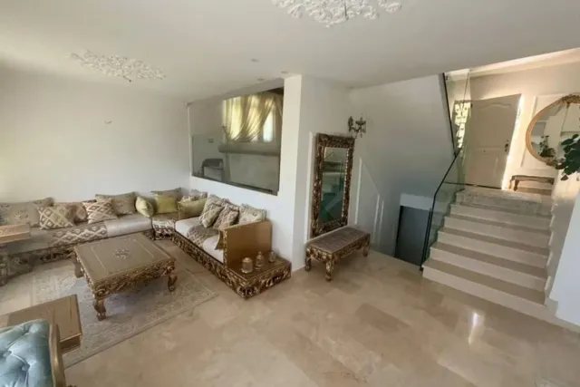 Villa de luxe meublée à vendre à Nouinouiche – Vue mer et piscine privée