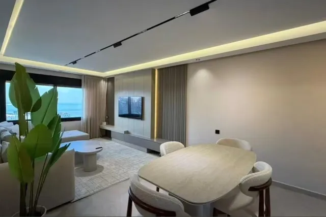 Appartement de 110 m² à louer à Tanger – 2 chambres, cuisine équipée et garage