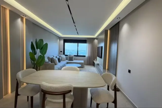 Appartement de 110 m² à louer à Tanger – 2 chambres, cuisine équipée et garage