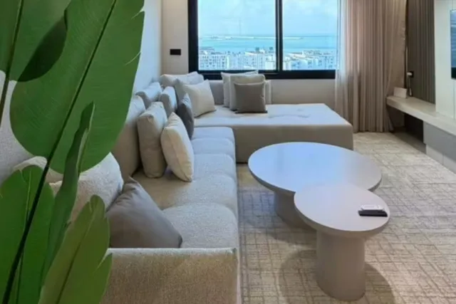 Appartement de 110 m² à louer à Tanger – 2 chambres, cuisine équipée et garage