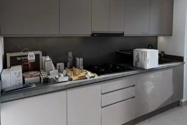 Appartement de 110 m² à louer à Tanger – 2 chambres, cuisine équipée et garage