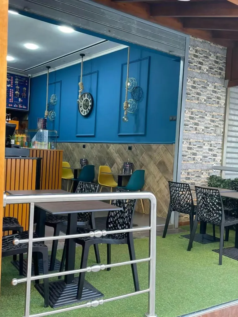 Local commercial à vendre à Tanja Balia, Tanger – 32 m² + terrasse de 4 m²