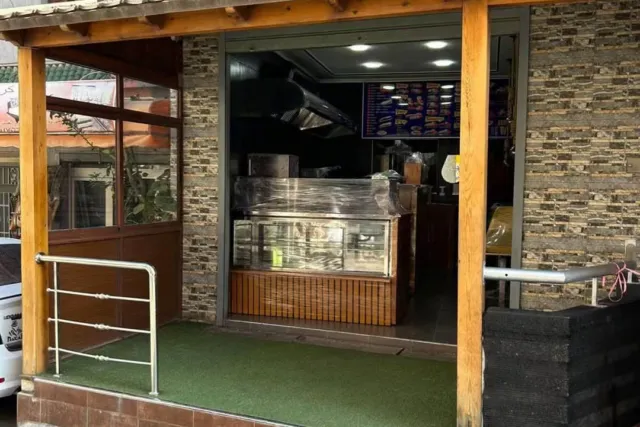 Local commercial à vendre à Tanja Balia, Tanger – 32 m² + terrasse de 4 m²