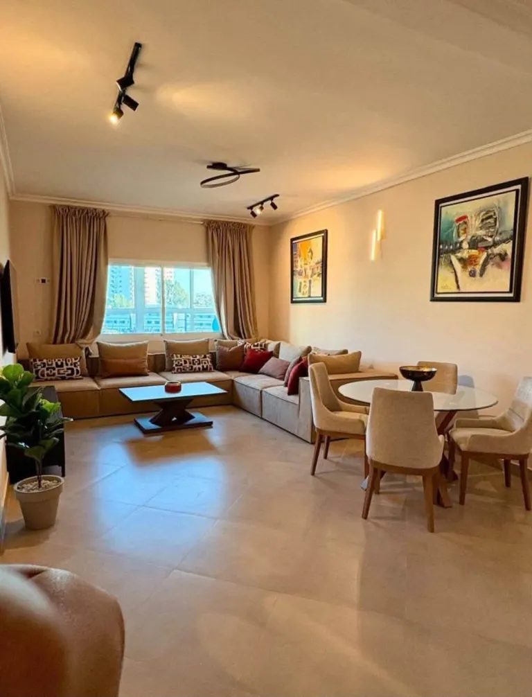 Appartement Meublé de Luxe avec Terrasse à Vendre