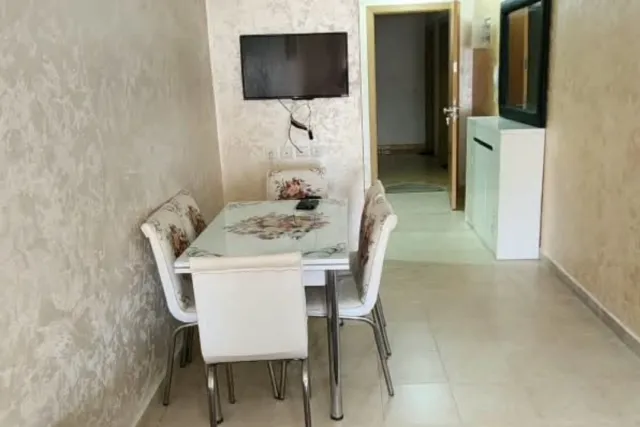 Appartement Meublé à Louer – Complexe Les Fleurs (En face du Grand Stade