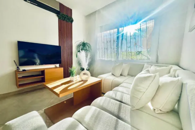 Studio Meublé de 44 m² à Vendre – Place Mozart, Centre-Ville