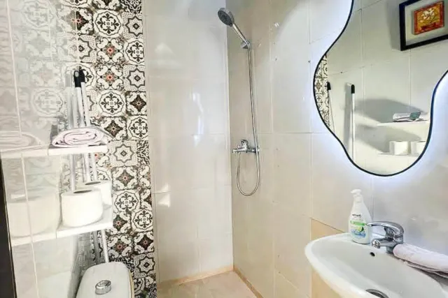 Studio Meublé de 44 m² à Vendre – Place Mozart, Centre-Ville