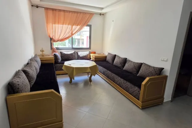 Appartement à louer 1 chambre – Tanja Balia
