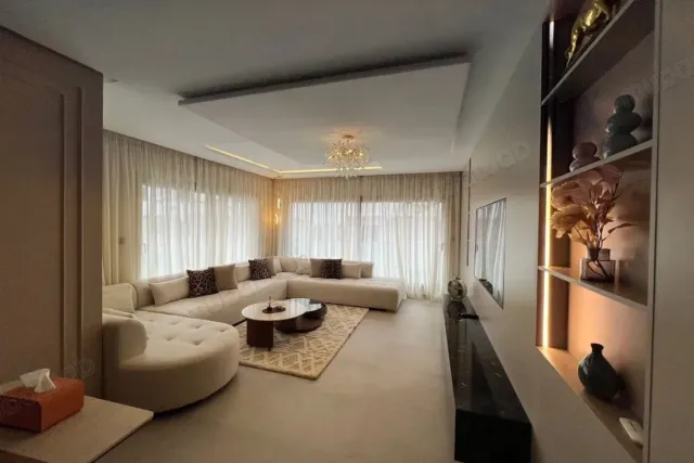 Superbe appartement meublé et lumineux à Tanger – 120 m²